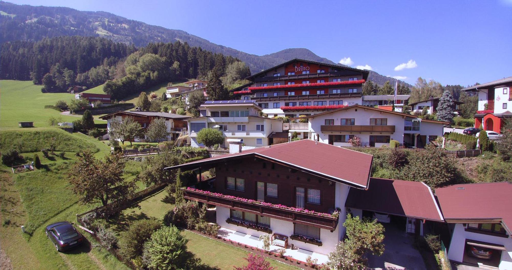 Ferienhaus Krismer Fügen Esterno foto